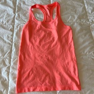 Lululemon swifty tech razorback tank